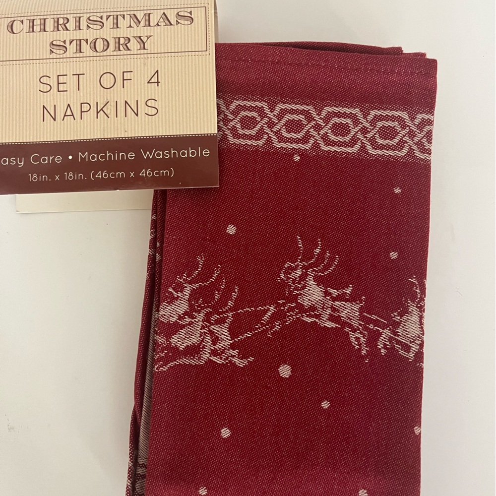 Christmas story set of 4 napkins